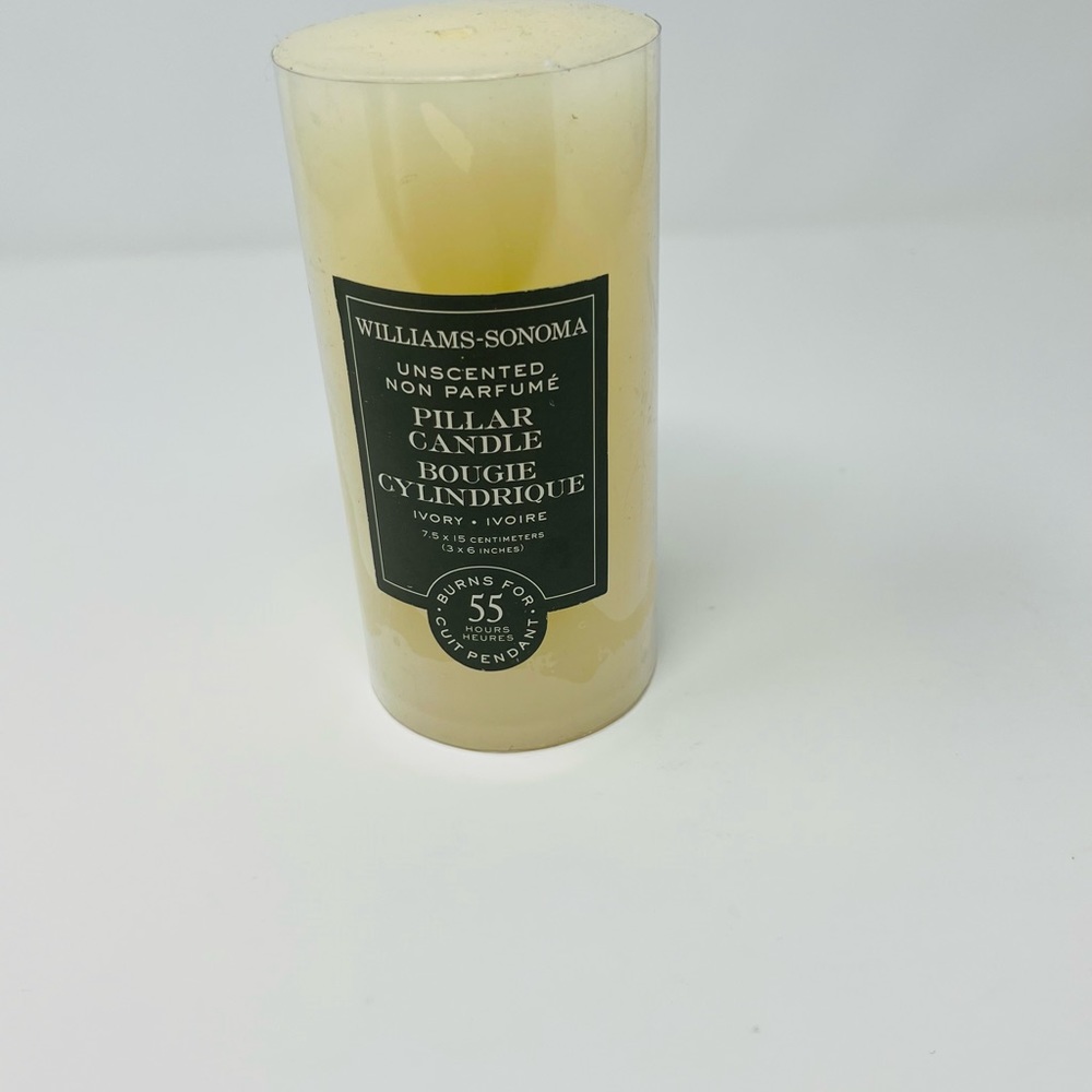 NWT Williams Sonoma Pillar Candle